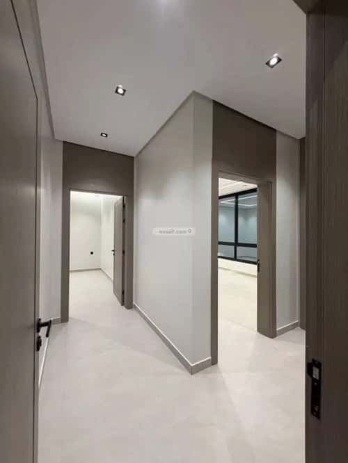 5 bedroom apartment in Dahiat King Fahd 1