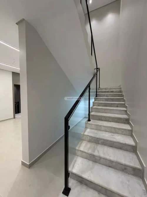 5 bedroom apartment in Dahiat King Fahd 2