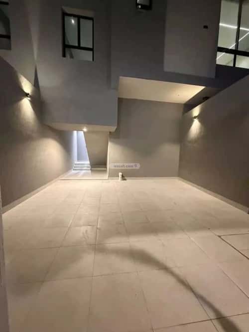 5 bedroom apartment in Dahiat King Fahd 4