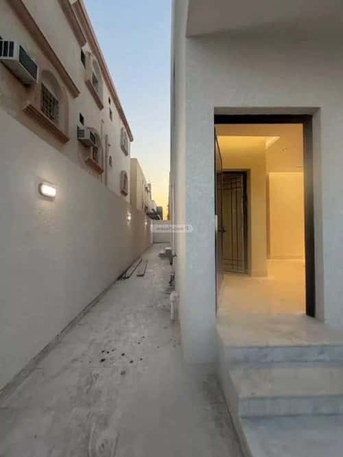 5 bedroom apartment in Badr 5