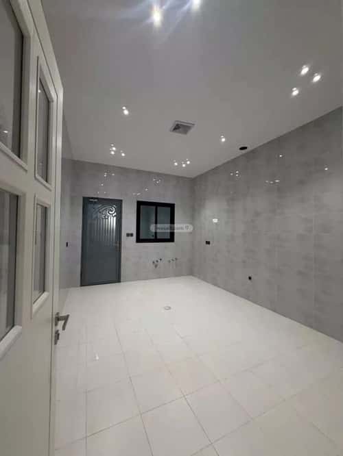 7 bedroom villa in Dahiat King Fahd 14