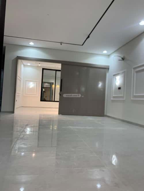 6 bedroom villa in Dahiat King Fahd 3