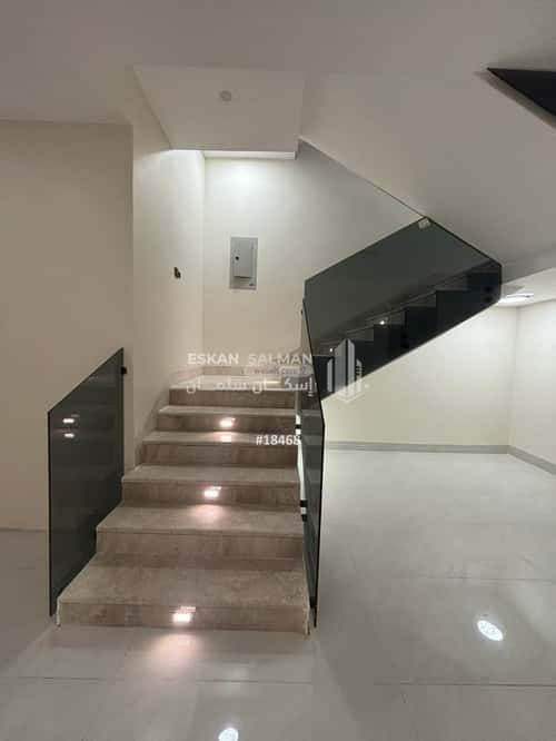 فيلا 6 غرف في السيف 4