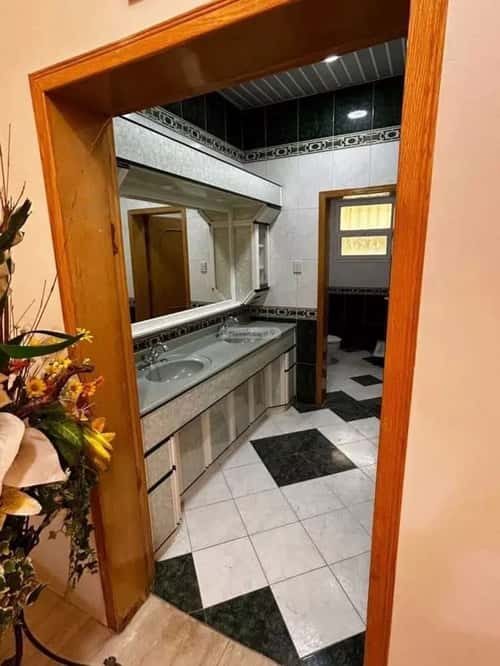 10 bedroom villa in Al Faisaliyyah 2