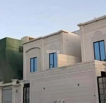 فيلا 7 غرف في ضاحية الملك فهد 4