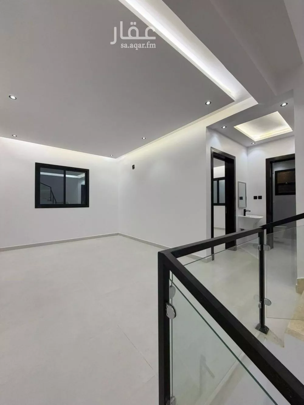 6 bedroom villa in Shubra, Riyadh 14