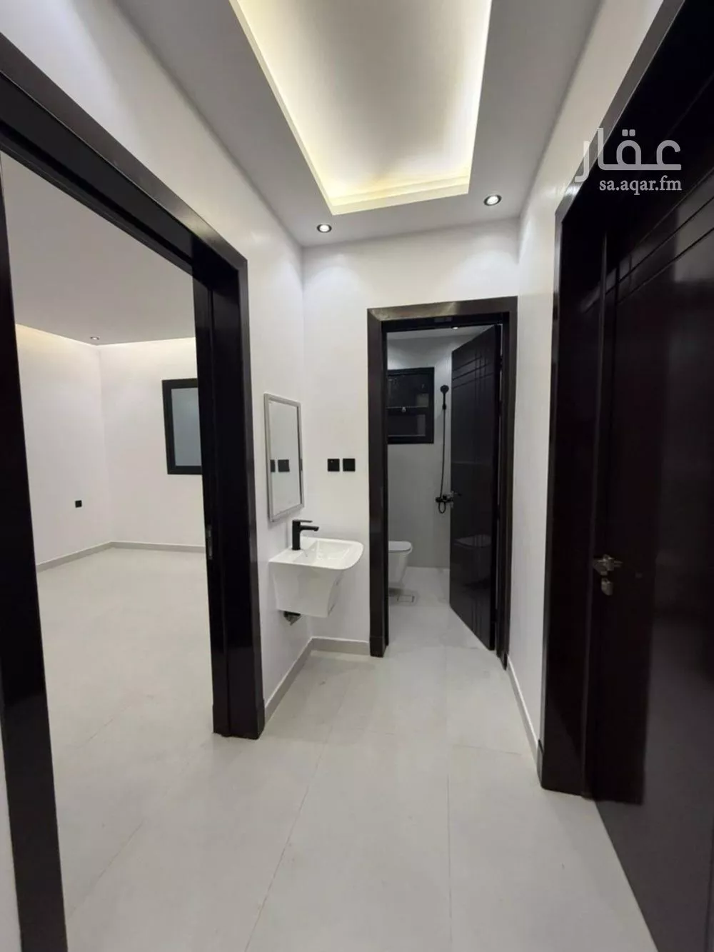 6 bedroom villa in Shubra, Riyadh 9