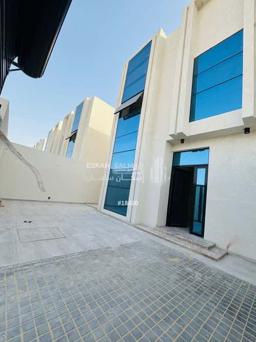 8 bedroom villa in Al Shuroq, Eastern Province 8