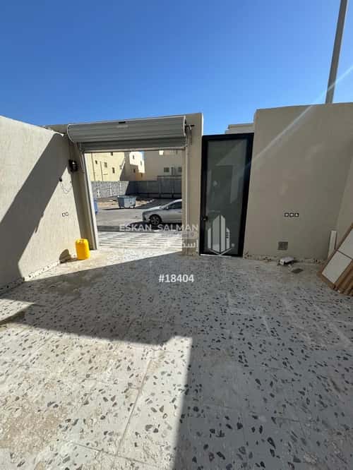 6 bedroom apartment in Dahiat King Fahd 10