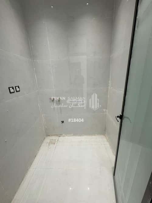 6 bedroom apartment in Dahiat King Fahd 12