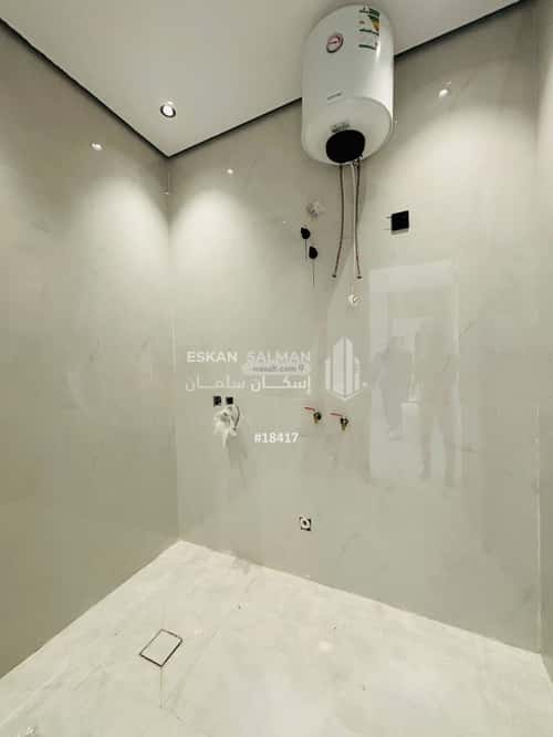 4 bedroom apartment in Dahiat King Fahd 1