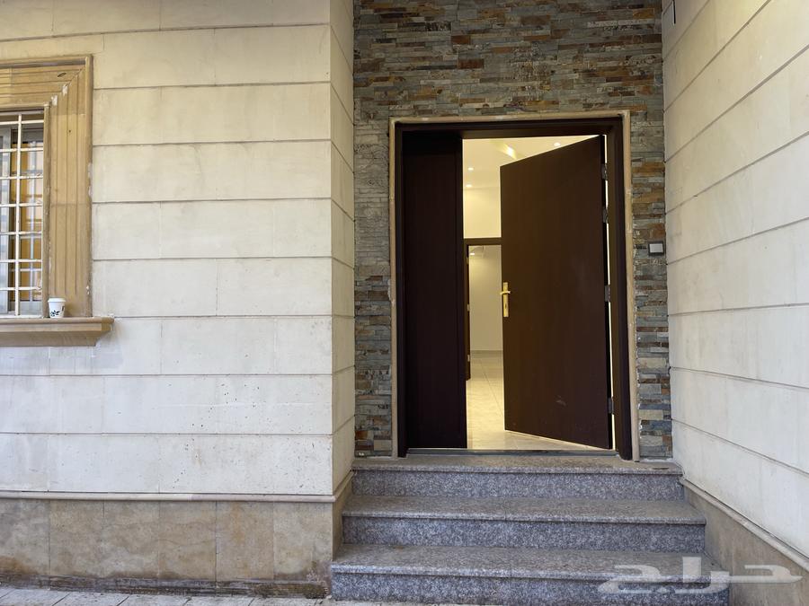 3 bedroom villa in Al Yaqout, Jeddah 7