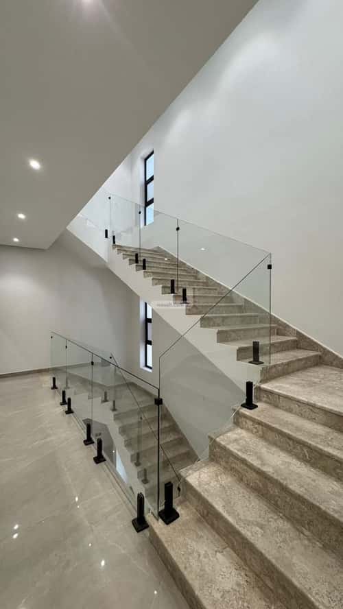 فيلا 6 غرف في السيف 3