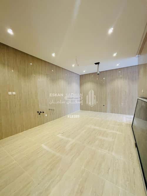 8 bedroom villa in Dahiat King Fahd 4