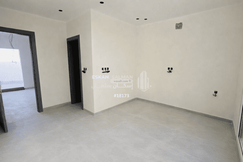 6 bedroom villa in Dahiat King Fahd 3