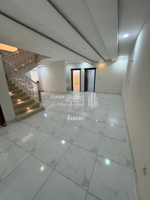 8 bedroom villa in Al Manar 6