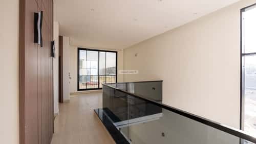 6 bedroom villa in Al Shuroq 2