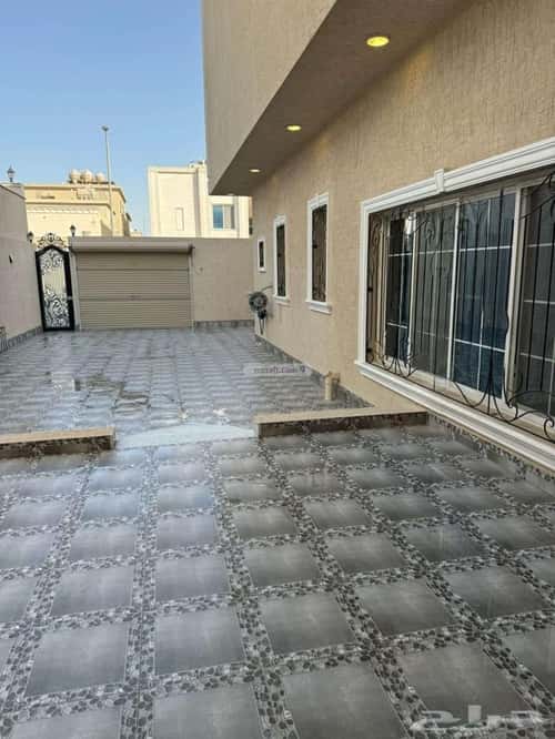 4 bedroom villa in Ash Shulah 9