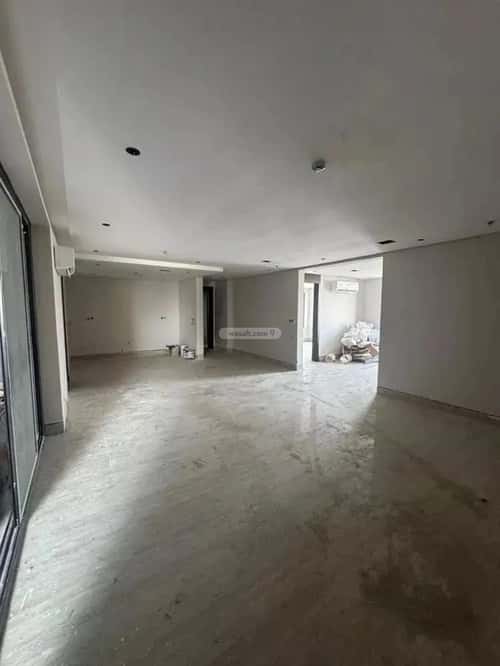 شقة 5 غرف في ضاحية الملك فهد 2