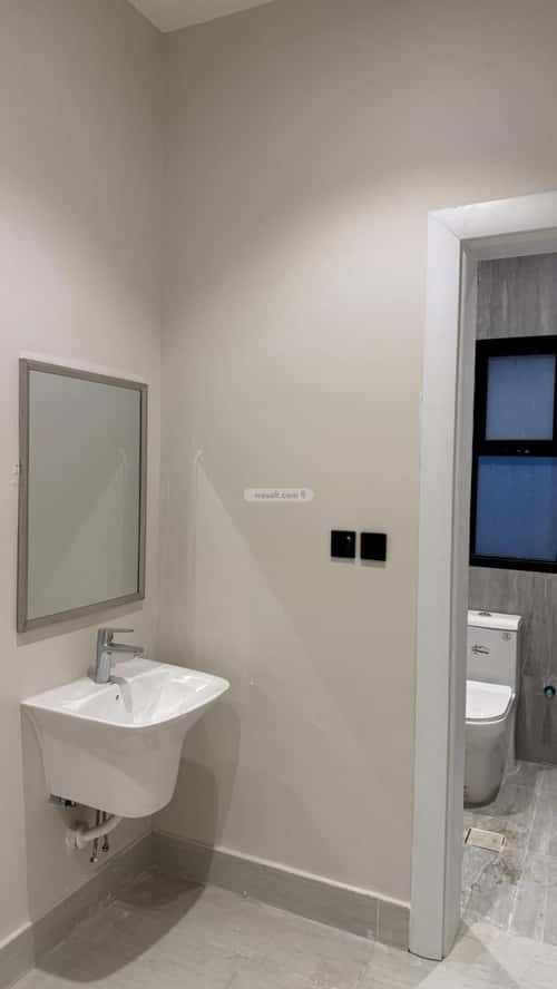 6 bedroom villa in Dahiat King Fahd 5