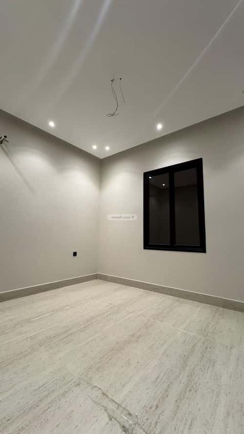 6 bedroom villa in Dahiat King Fahd 2