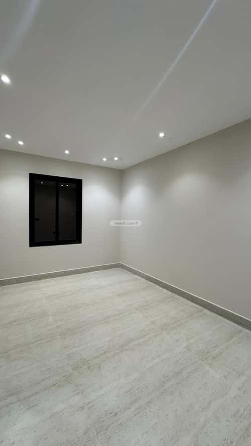 6 bedroom villa in Dahiat King Fahd 12