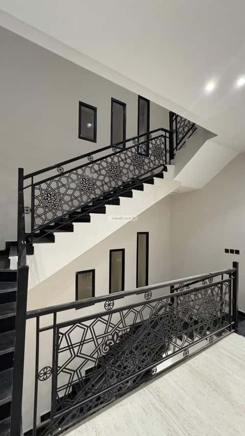 6 bedroom villa in Dahiat King Fahd 10