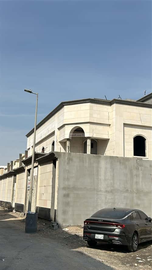 6 bedroom villa in Ash Shulah 3