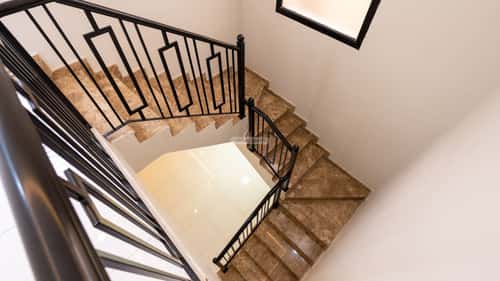 5 bedroom apartment in Taibah 9