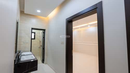 5 bedroom apartment in Taibah 4