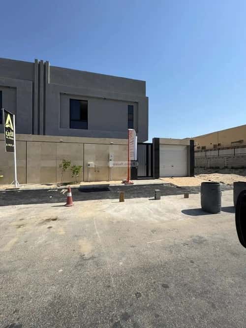 6 bedroom villa in An Nur, Eastern Province 13