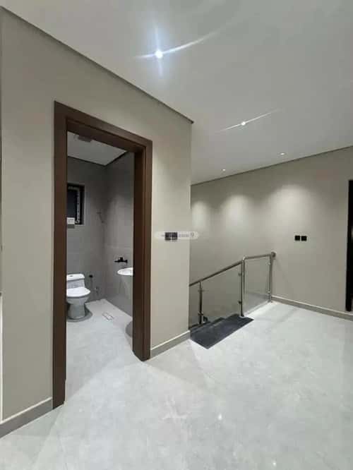 6 bedroom villa in Uhud 1