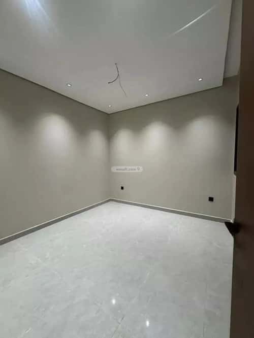 6 bedroom villa in Uhud 5