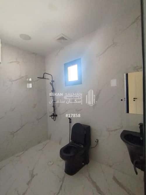 10 bedroom villa in Ash Shulah 5