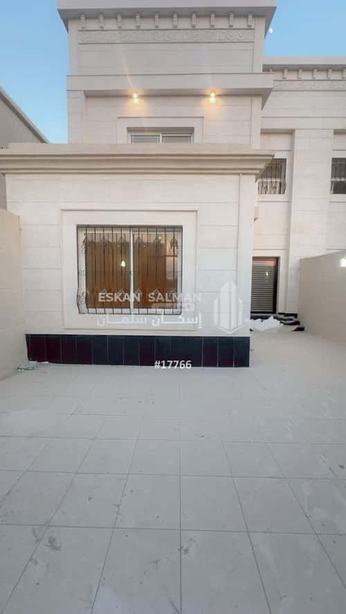 9 bedroom villa in Al Fursan 12