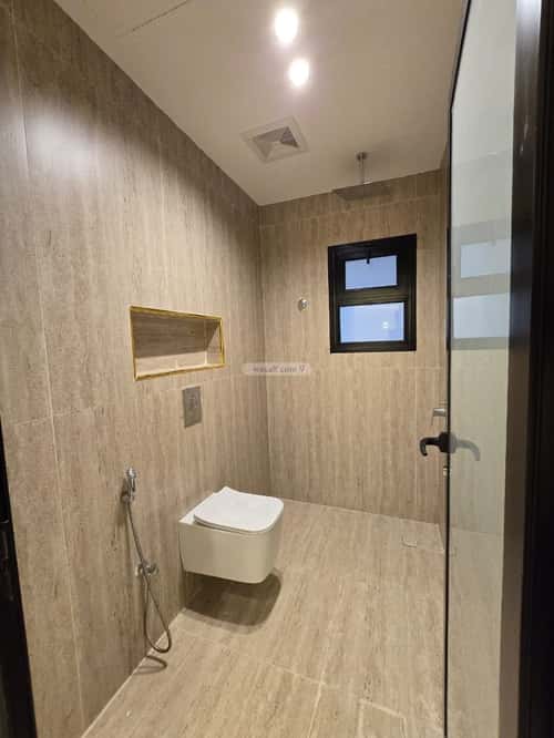 4 bedroom apartment in Ash Shulah 9