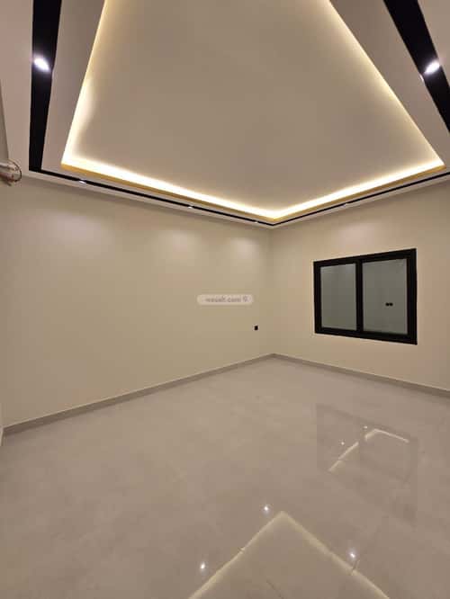 4 bedroom apartment in Ash Shulah 4