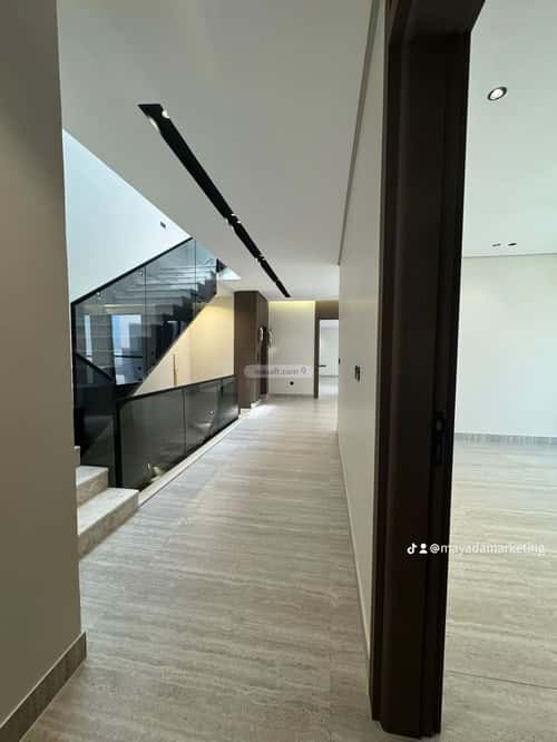 فيلا 5 غرف في الصدفة 5