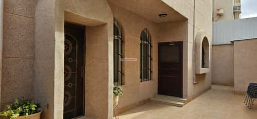 9 bedroom villa in Uhud 2
