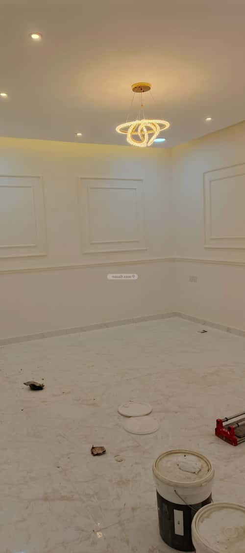 شقة 5 غرف في ضاحية الملك فهد 3