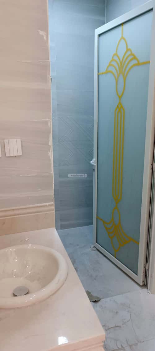 5 bedroom apartment in Dahiat King Fahd 6