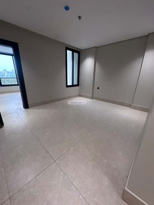 5 bedroom apartment in Dahiat King Fahd 2