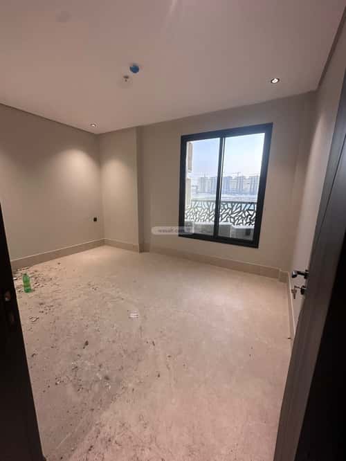 5 bedroom apartment in Dahiat King Fahd 4