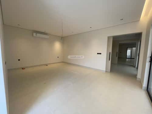 5 bedroom villa in Ash Shati Al Gharbi 9