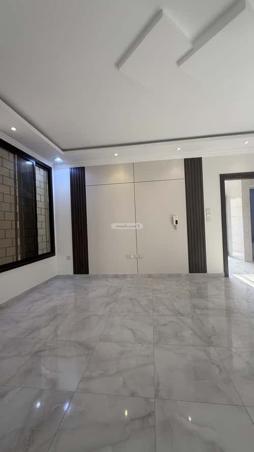 7 bedroom villa in Dahiat King Fahd 3