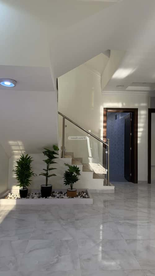 7 bedroom villa in Dahiat King Fahd 10