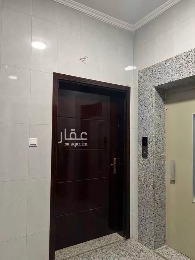 4 bedroom apartment in Bani Bayadah 5