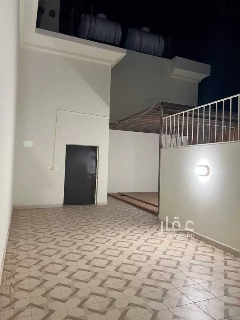 4 bedroom apartment in Bani Bayadah 6