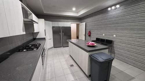 4 bedroom villa in Ash Shulah 5