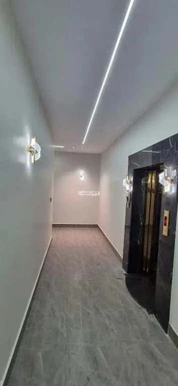 شقة 7 غرف في ضاحية الملك فهد 1